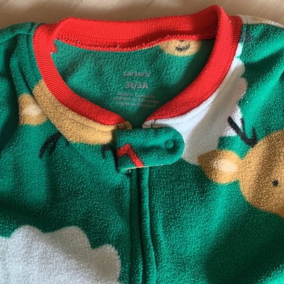 Carters 3T Christmas green zip up onesie PJ’s - Picture 2 of 3